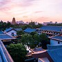 HUALUXE Hotels and Resorts Xi'an Tanghua, an IHG hotel