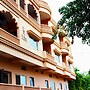 Hotel Raj Palace