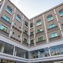 Hampton Suites