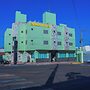 Canada Hotel