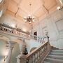Royal Palace Luxury Suites & Hotel