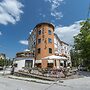 Hotel Iris