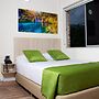Hotel Street 50 Estadio