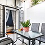Elegant and renovated flat in Dafni