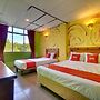 OYO 90929 DJ Hotel