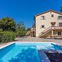 Apartments Neven
