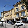 Coste Del Lago