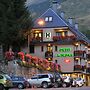 Hotel Petit Lacreu