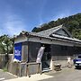 Guest House & Bar Diamond Head