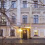 Gold inn by ACADEMIA