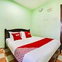 Oyo 44058 Motel Sre Bayam