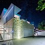 Luxury Villa Luna with Swimming Pool