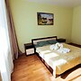 Apart Hotel Clover
