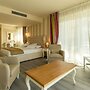 La Dolce Vita Hotel