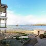 10 Thurlestone Rock