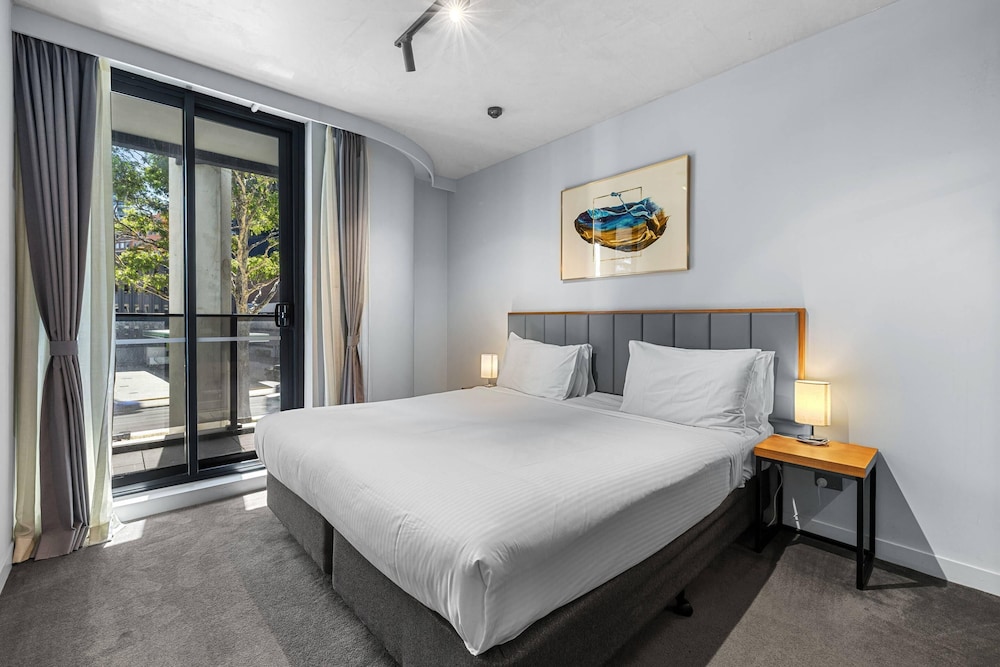Clarion Apartments South Melbourne