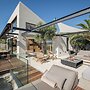 OPENNESS. House by the sea.