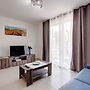 Centric and Modern Apartment Close to Amenities