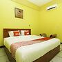 OYO 2493 Lotus Hotel Syariah