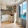 The Beach House - Studios & Suites