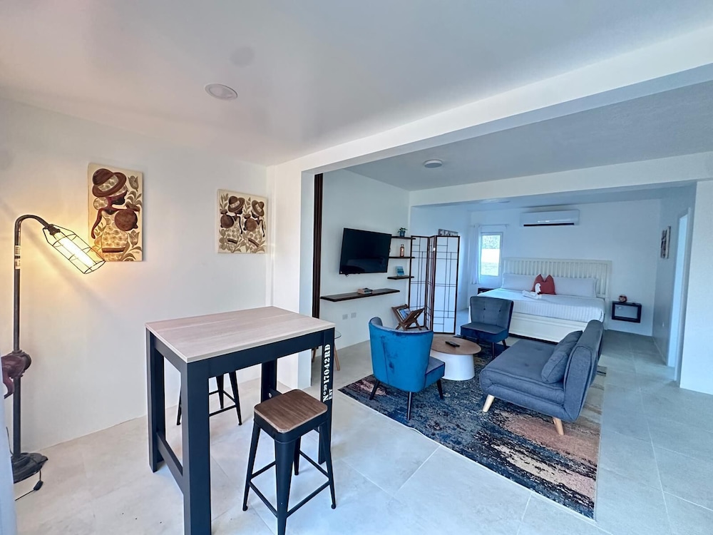 Coralito Bay Suites & Villas