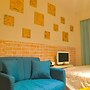 Local Nishijin Apartment