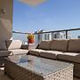 Modern & Stylish 3BR Apt With Balcony