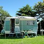 1 Bed Caravan Sleeps 2 - Parking, Garden, Pets
