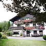 Apartment in Niedernsill With Garden Views
