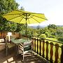 Spacious Chalet for 4 in Hommert