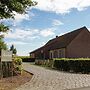 Peer Villa With Garden