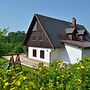 Stupna Holiday Home With Garden