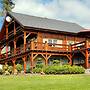 Affluent Chalet in Septon with Whirlpool, Sauna, Hot Tub