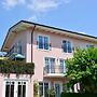 Apartment in Bavaria With Scenic Garden Views
