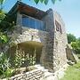 Hilltop Stay Near Beaulieu