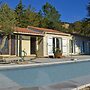 Tranquil Vineyard Villa, Berlou