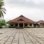 RedDoorz Syariah near Gor Ken Arok