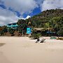Orrie's Beach Bar Hotel