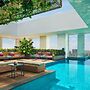 Aloft by Marriott South Jakarta