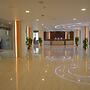 Airport Avenue Hotel