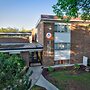 HI Edmonton - Hostel