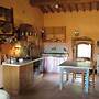 la Casa - Agriturismo With Pool Between Siena and Grosseto