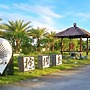 Palm Island Hostel