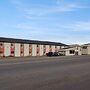 Motel 6 Kerrobert, SK