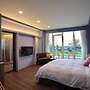 The Riverview Retreats
