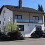 Taunusblick Ferienwohnung und Apartment