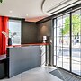 Hotel Sixteen Paris Montrouge