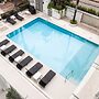 Hotel Manantial