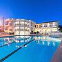 Karras Hotel