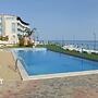 Tus' Hotel